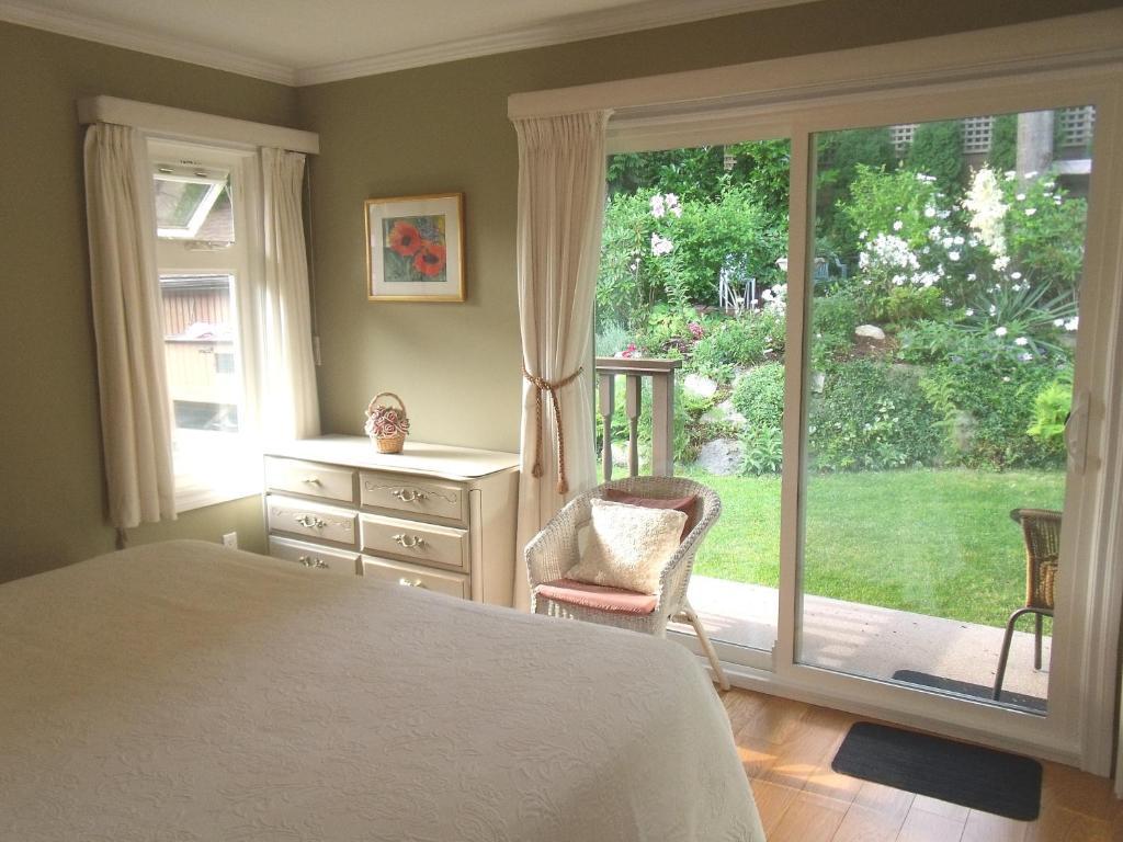 Mountain Bed & Breakfast North Vancouver Pokój zdjęcie
